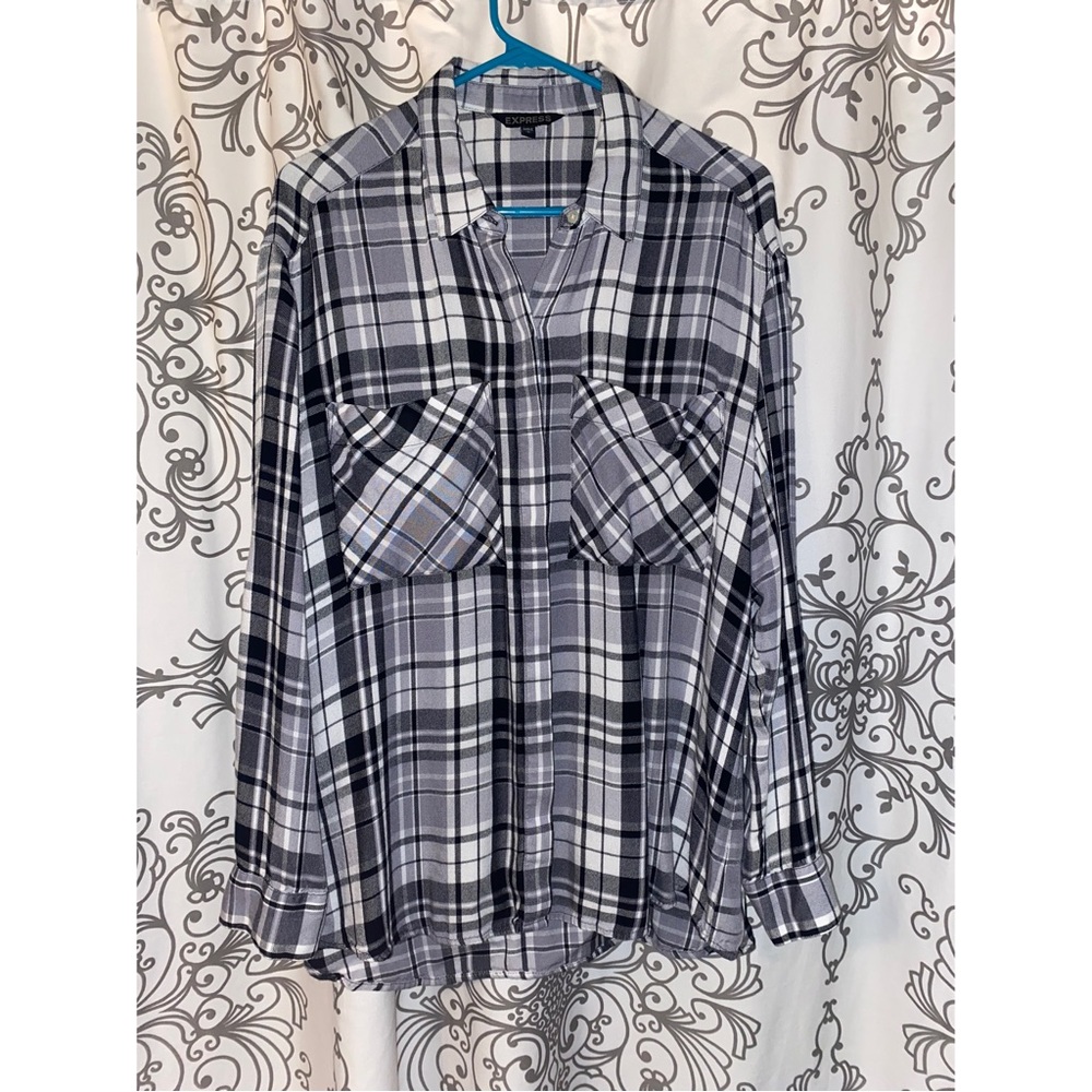 Express black and gray plaid button down shirt
